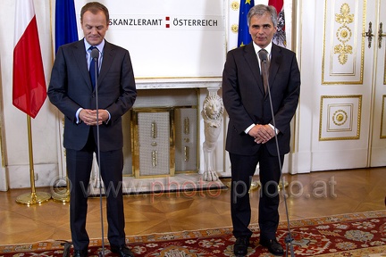 Donald Tusk bei Bundeskanzler Faymann (20110408 0012)